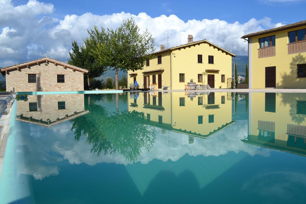 Agriturismo Villaggio Green Montefalco Bilik gambar